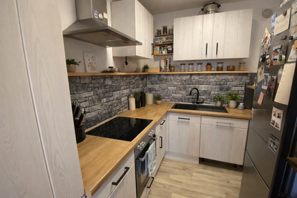 Wohnung zum Mieten in Suhl 284,70 € 54.46 m²