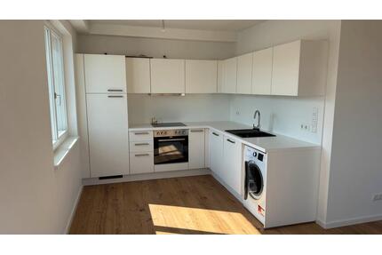 New sunny Apartment with kitchen and balcony - Berlin Pankow