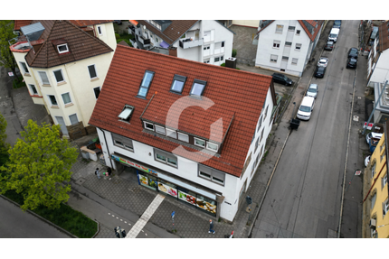 Haus zum Kaufen in Stuttgart, Feuerbach 1.570.000,00 € 560.77 m²