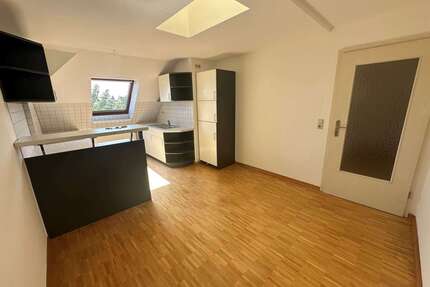 Wohnung zum Mieten in Leipzig 454,34 € 61.19 m²