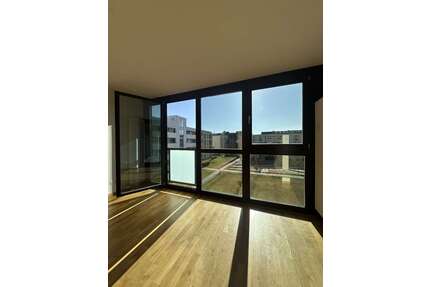 Wohnung zum Mieten in Berlin 1.545,21 € 113.2 m²