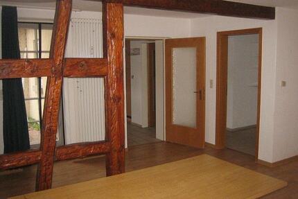 Helle 3 Zimmerwohnung in 72531 Hohenstein-Oberstetten