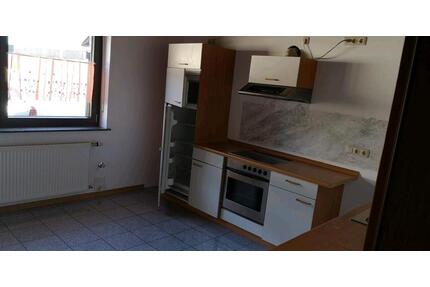 Kleine Wohnung zu vermieten - 550,00&nbsp;EUR Kaltmiete, ca.&nbsp; 40,00&nbsp;m&sup2; in Künzell (PLZ: 36093)