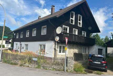 Haus zum Kaufen in Zwiesel 198.000,00 € 280 m²