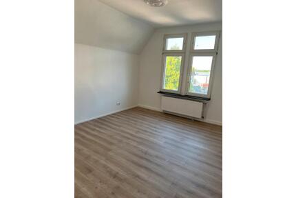 Altbau trifft modernen Grundriss - 3 Zimmer auf 83 QM - Wuppertal Gemarkung Langerfeld