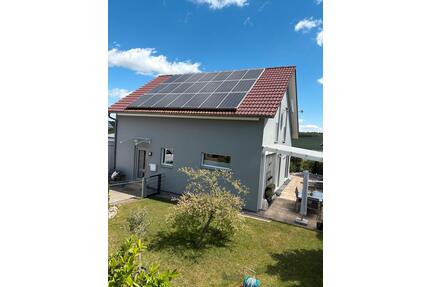 Einfamilienhaus mit Pool auf dem neuesten Stand - Waldbrunn