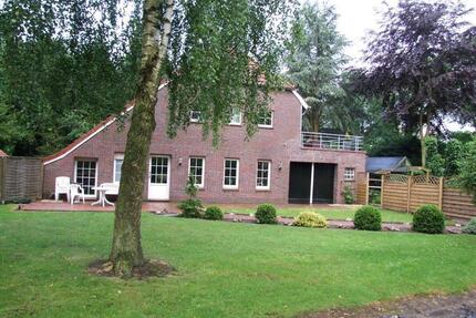 Komplett Möbelierte Wohnung in Uplengen