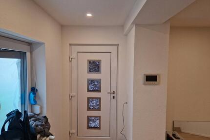 Wohnung-2-Zimmer-EG mit gehobener Ausstattung und Sep. Eingang - Gückingen