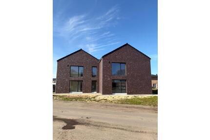 Neubau 3-Zimmer OG Wohnung mit Balkon in Hammah zur Vermietung