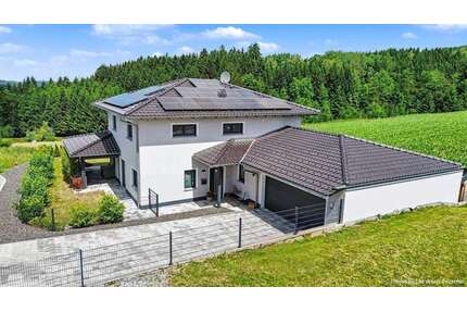 Haus zum Kaufen in Hofkirchen 685.000,00 € 180 m²