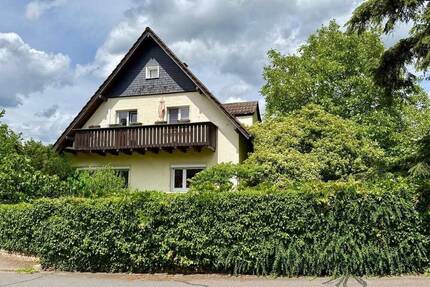 Tolles Einfamilienhaus mit grandiosem Grundstück und Nebengebäude - Wiesloch