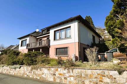 Haus zum Kaufen in Herborn 349.000,00 € 176 m²