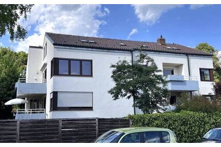 2 Zi.-DG-Whg. mit ca. 65qm Grundfl. - Top vermietet - ca. 15 Gehmin. v. Domplatz - Regensburg Steinweg