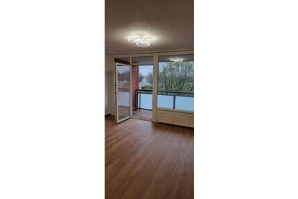 Geschmackvolle, renovierte 3-Raum-Wohnung mit geh. Innenausstattung mit EBK in Paderborn