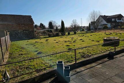 1 -2 Familienhaus zu Verkaufen - 221.000,00&nbsp;EUR Kaufpreis, ca.&nbsp; 170,00&nbsp;m&sup2; in Borken (Hessen) (PLZ: 34582)