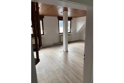 3 ZKDB über zwei Etagen, 120qm, Saarbrücker Str, Fürstenhausen - Völklingen