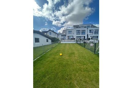 Luxuriöses Einfamilienreihenhaus in der Randlage von Düsseldorf - Mettmann