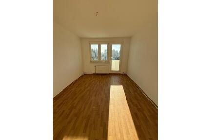 4-Zimmer-Wohnung mit Balkon in Heidesee