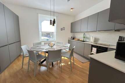 Wohnung zum Kaufen in Stuttgart 729.800,00 € 146 m²