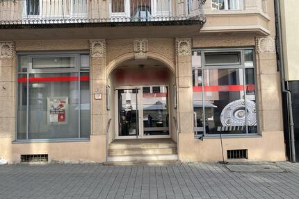 45 m² repräsentative Ladenfläche, exklusives Eingangsportal, große Schaufenster, Kirchheim - Kirchheim unter Teck