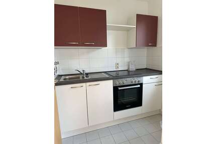 Wohnung zum Mieten in Plauen 210,00 € 29.85 m²