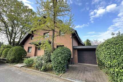 Haus zum Kaufen in Kriftel 980.000,00 € 251 m²