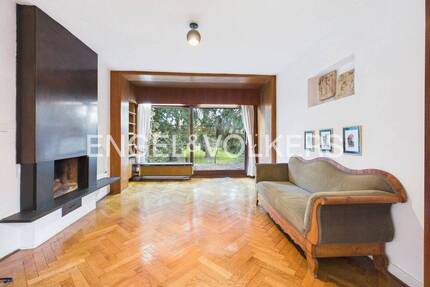 Altbauperle voller Möglichkeiten für die Zukunft - Krefeld Bockum