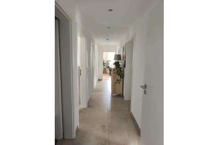 Wohnung zum Mieten in Buch am Erlbach 1.050,00 € 95 m²