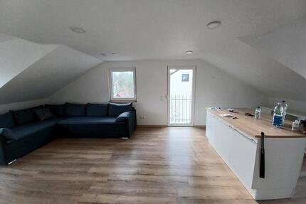 Sehr schöne 3-Zimmer-Dachgeschoss-Wohnung - Eltmann