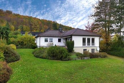 Gepflegter Bungalow mit großzügigem Grundstück in Südausrichtung - Ahnatal Heckershausen