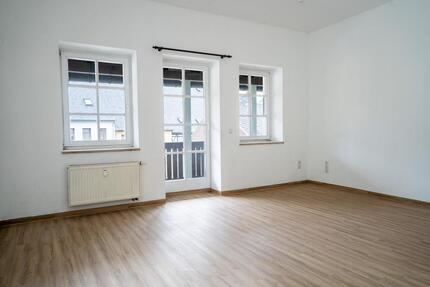 3-Zimmer-Wohnung mit Balkon | 82 m² | ab sofort | Schlettau