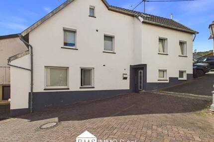 Charmantes Haus mit 3 Schlafzimmern in zentrumsnaher Lage ! - Bollendorf