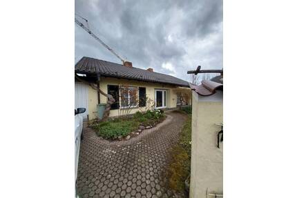 Stilvolles Einfamilienhaus mit großem Platzangebot auf der Halbinsel Mettnau in Radolfzell zu verkaufen. - Radolfzell am Bodensee