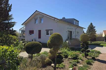 Haus zum Kaufen in Gensingen 1.070.000,00 € 412 m²