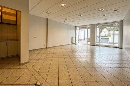 Büro in Markt Schwaben 890,00 € 53.35 m²