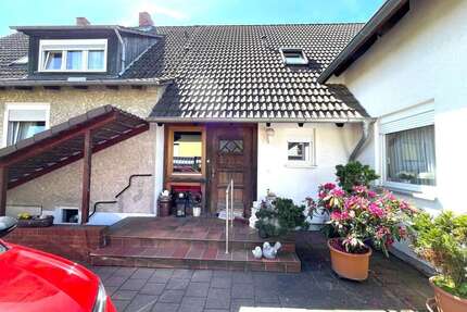 Haus zum Kaufen in Braunschweig Hondelage 469.000,00 € 273 m² - Braunschweig / Hondelage