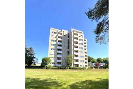 Frisch renovierte 4-Zimmer-Wohnung mit Südbalkon und traumhaftem Weitblick über das Blautal - Blaustein Herrlingen