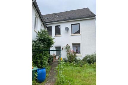 Geräumige 2,5 -Zi- WGH mit Garten Küche in Barntrup Alverdissen