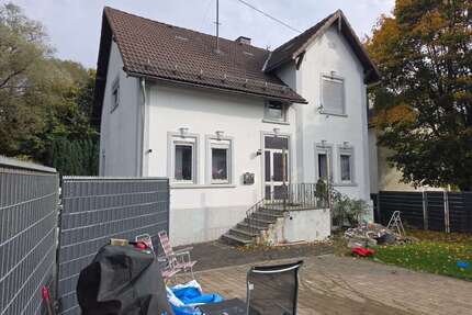 Haus zum Kaufen in Kreuztal 269.000,00 € 152 m²