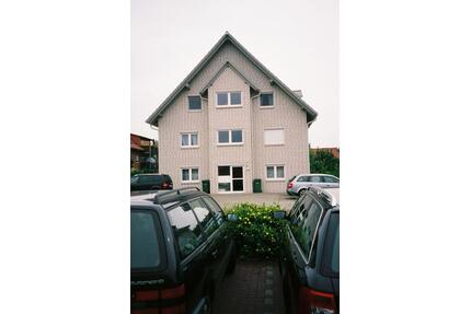 Hochwertige 3-Zimmer-DG-Wohnung mit Balkon in Isenbüttel