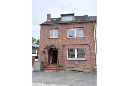 Einfamilienhaus7 ZimmerIdeal für HandwerkerPROVISIONSFREI - Wachtberg