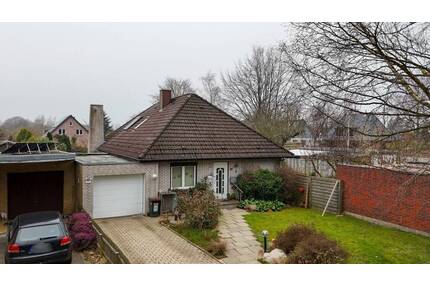 Einfamilienhaus mit ausgebautem Dachgeschoss und Garage auf schönem Grund! - Flensburg Engelsby