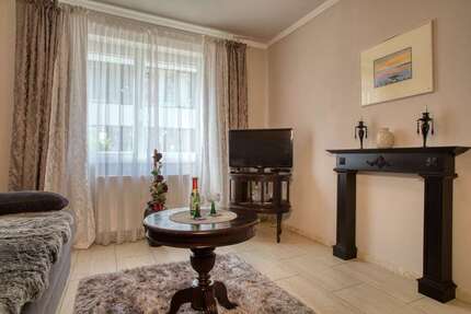 Haus zum Kaufen in Friedrichshafen 1.890.000,00 € 330 m²