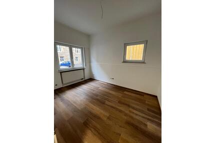 5 Zimmer Wohnung Stuttgart Mitte sofort frei WG möglich 113qm