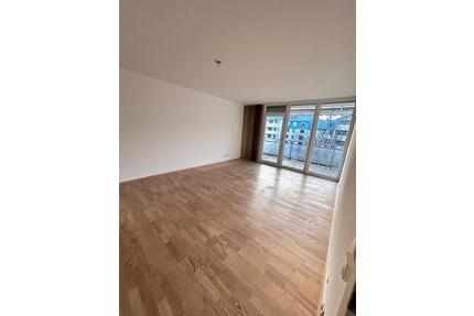 3-Zimmer-Wohnung mit Westsonne in Schwabing West - München Moosach