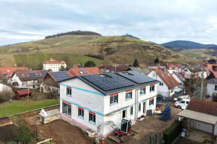 Haus zum Kaufen in Baden-Baden Neuweier 890.000,00 € 198 m² - Baden-Baden / Neuweier