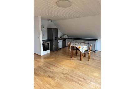 Vermietung Untermiete: Wohnung mit Balkon & Garten, WG geeignet - Fredersdorf-Vogelsdorf