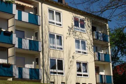 Perfekt für die kleine Familie! 3-ZKB-Wohnung mit Balkon im frisch modernisierten Haus nahe Klinikum - Kassel Fasanenhof