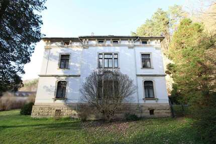 Haus zum Kaufen in Rathmannsdorf 379.000,00 € 480.3 m²