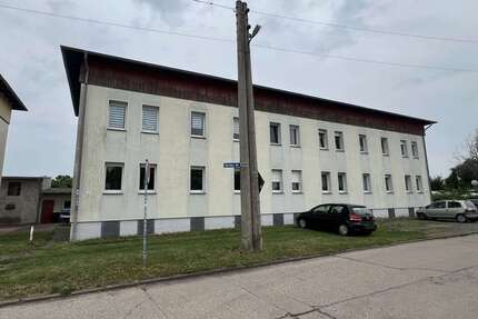 Wohnung zum Mieten in Schönebeck 290,00 € 40 m²
